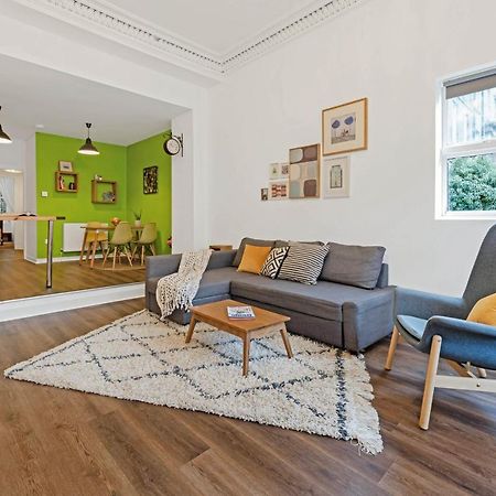 Cheerful Stays: Spacious Flat In Vibrant Leith Εδιμβούργο Εξωτερικό φωτογραφία