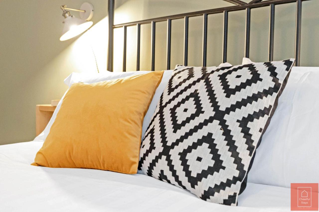 Cheerful Stays: Spacious Flat In Vibrant Leith Εδιμβούργο Εξωτερικό φωτογραφία